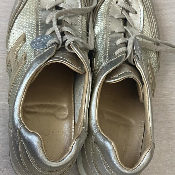 Authentic Hogan Gold Sneakers – Timeless Style - Picture 4 of 5
